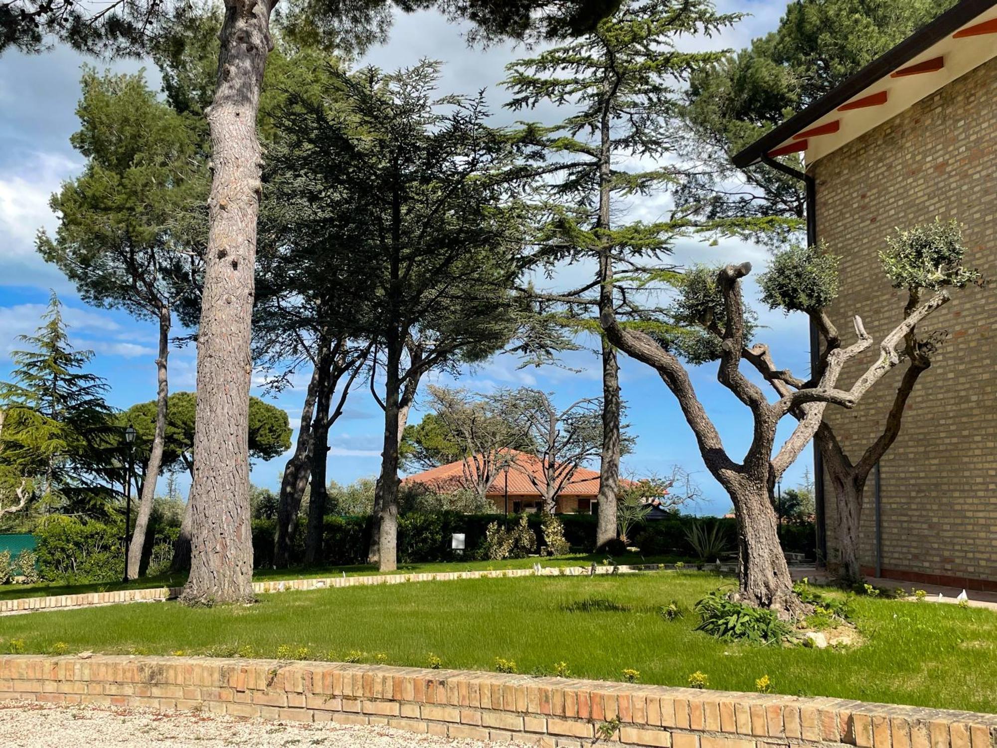 Villa Lucilla - B&B Rooms And Pool Potenza Picena Extérieur photo